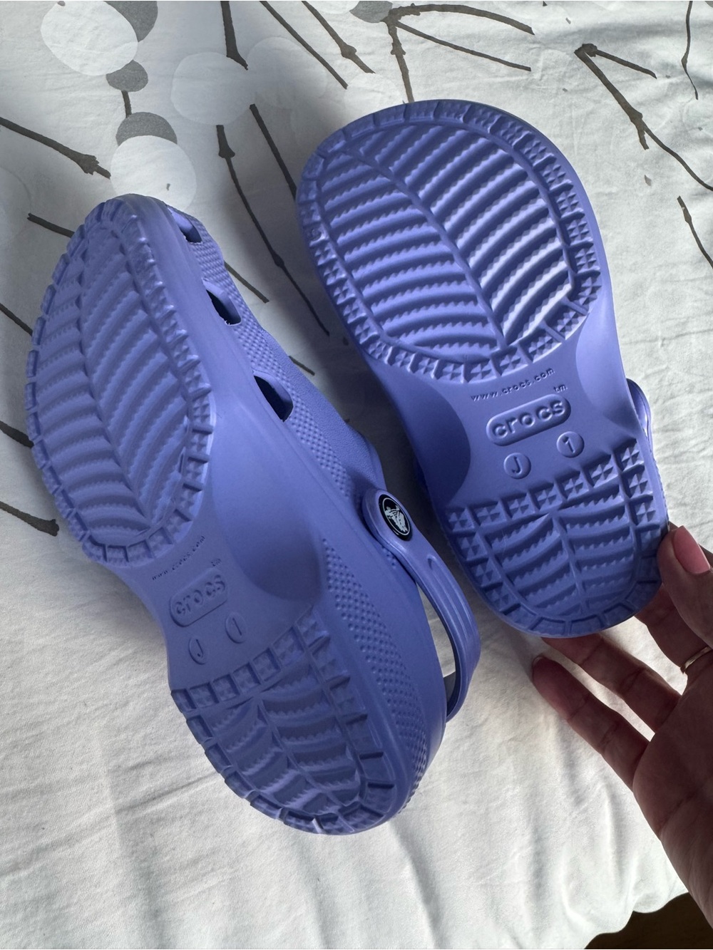 CROCS Kids Lavender Slip-On Clogs with Heel Strap - Picture 3 of 3